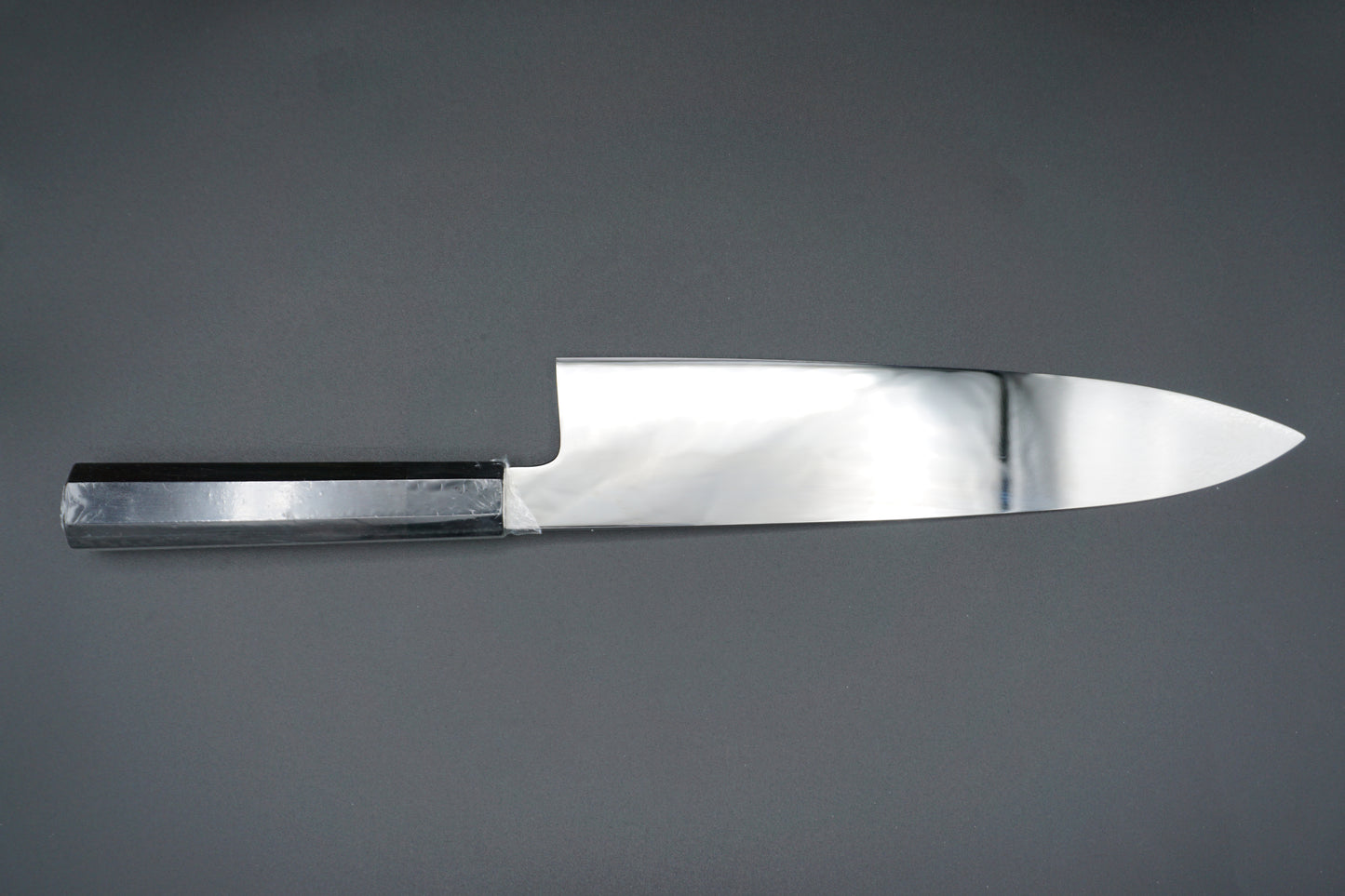 Xin Guo 250mm ApexUltra Honyaki Gyuto